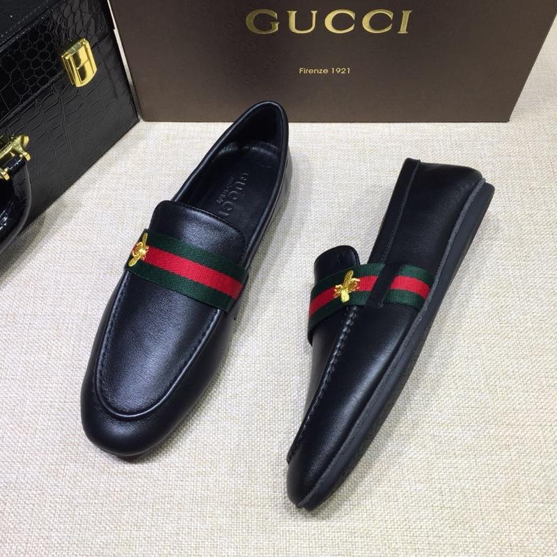 Gucci Black Leather loafer With Bee MS07553