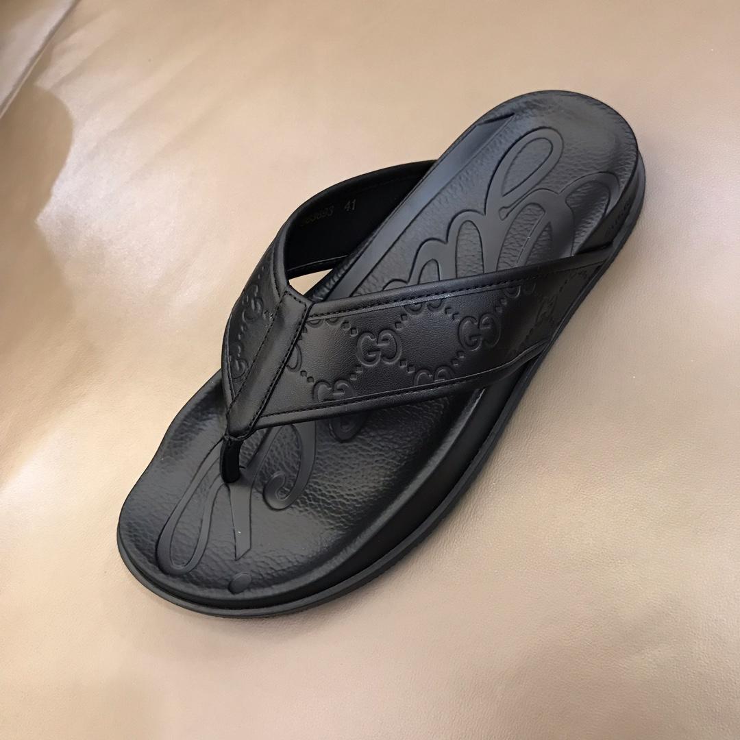 Gucci black flip-flop MS02657