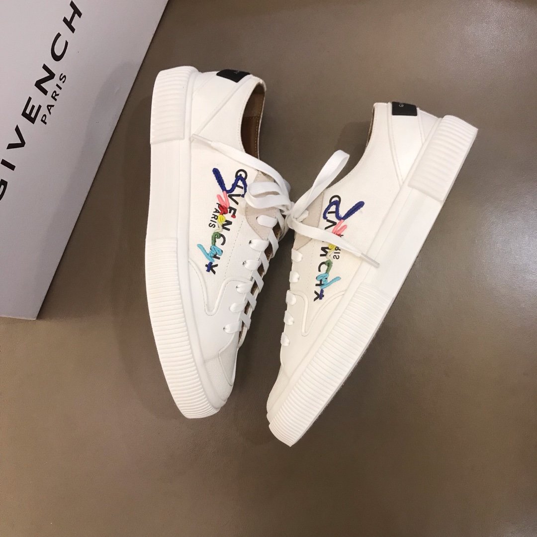 Givenchy High Quality Sneakers White and Fuchsia printe with black heel MS021145