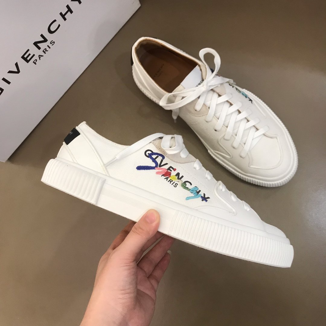 Givenchy High Quality Sneakers White and Fuchsia printe with black heel MS021145