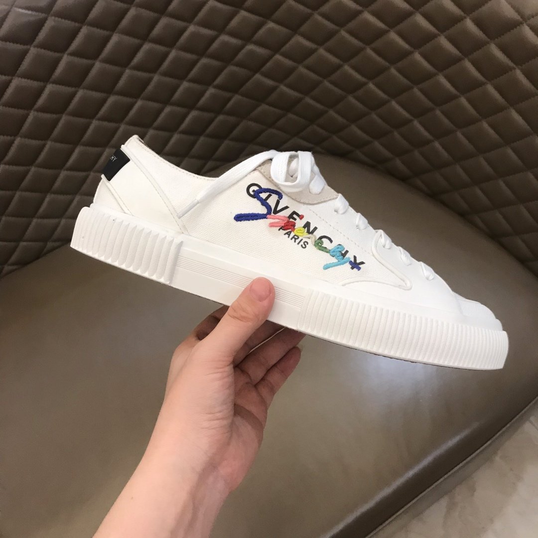 Givenchy High Quality Sneakers White and Fuchsia printe with black heel MS021145