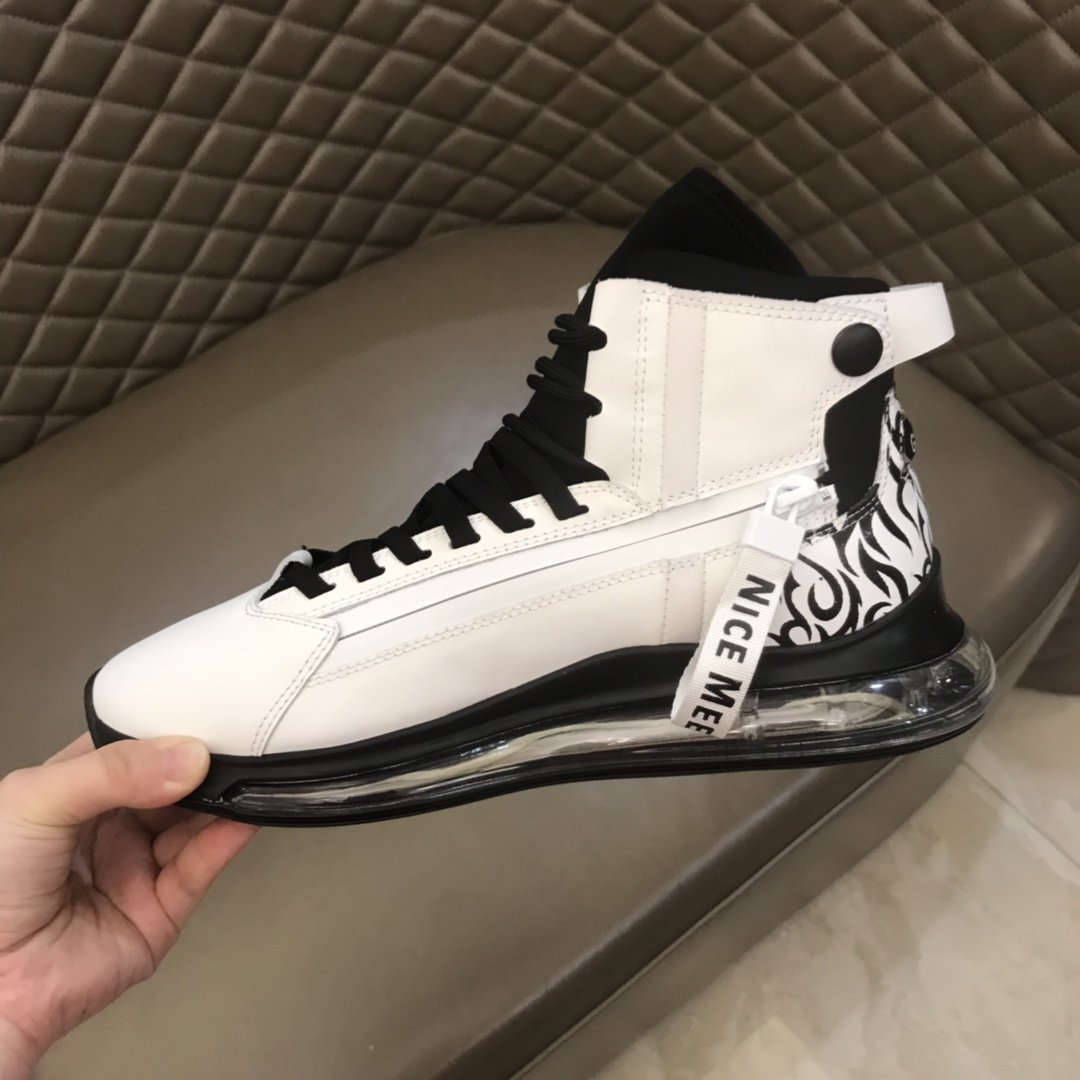 Givenchy High Quality Sneakers white and black Transparent sole with black printed heel MS021056