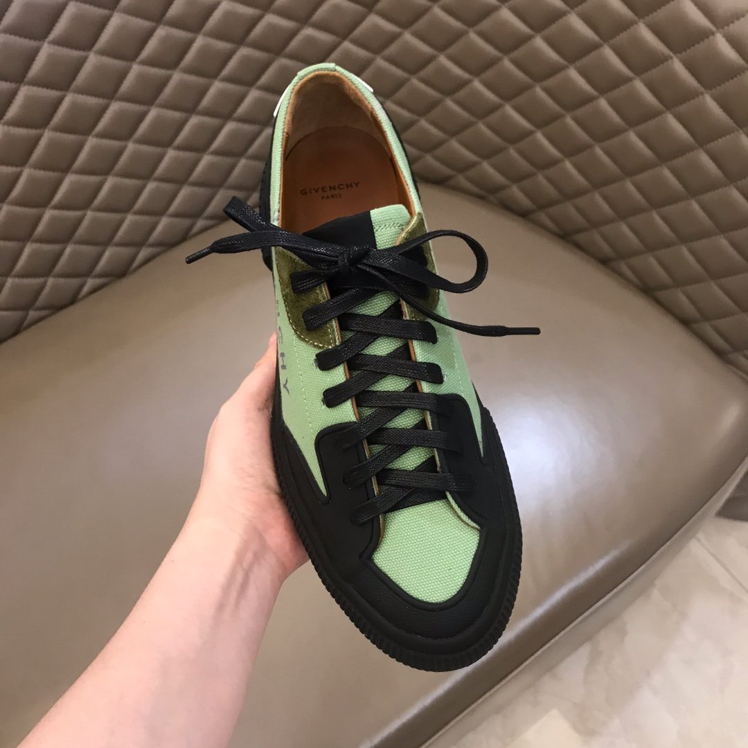 Givenchy High Quality Sneakers Green and Fuchsia print with black heel MS021142