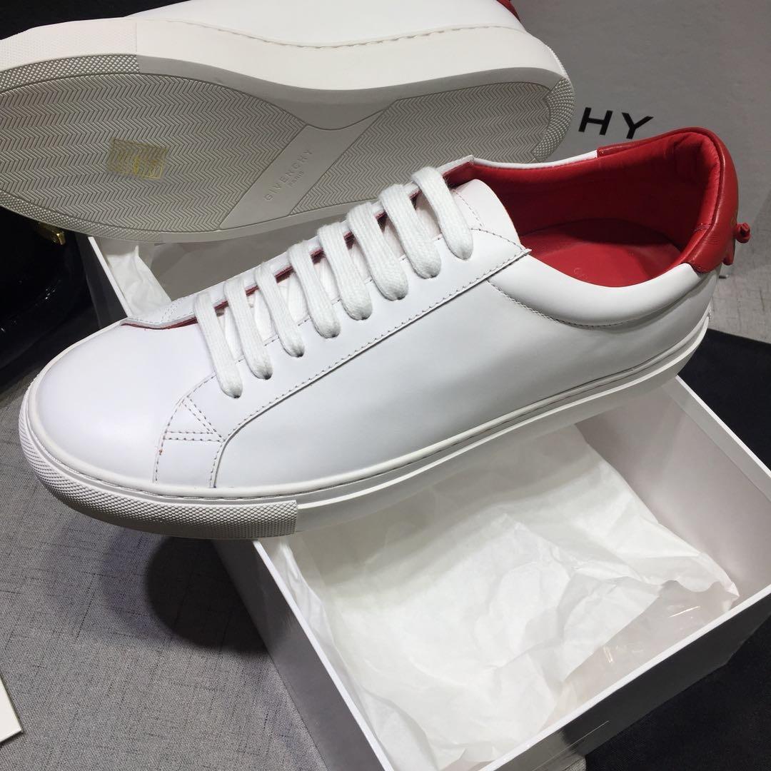 Givenchy Fashion Sneakers White and white rubber sole with red heel MS07453