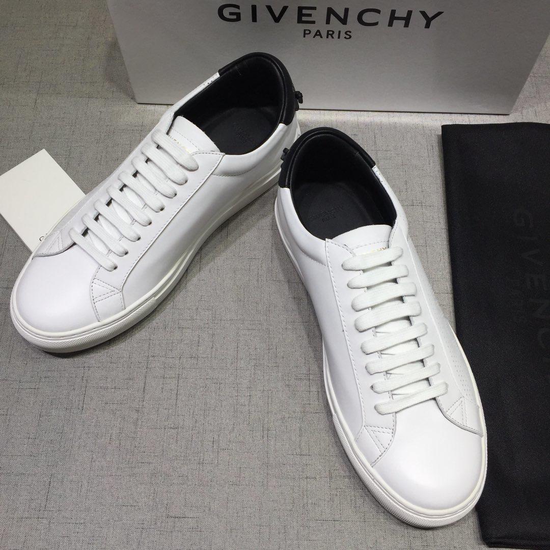 Givenchy Fashion Sneakers White and Embroidered upper with White sole MS07443