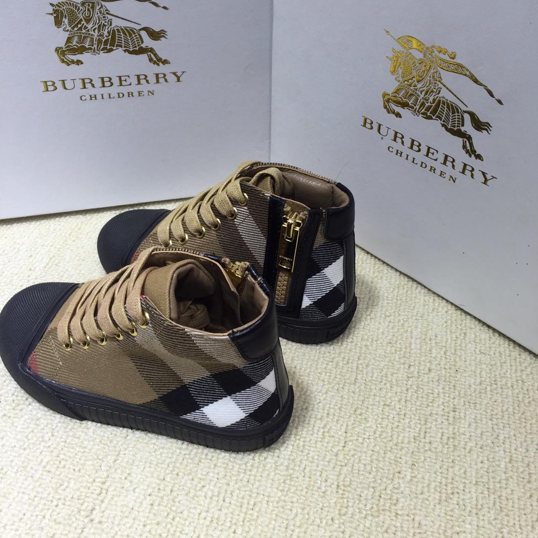 Burberry Vintage Check and High-top Sneakers BS01024