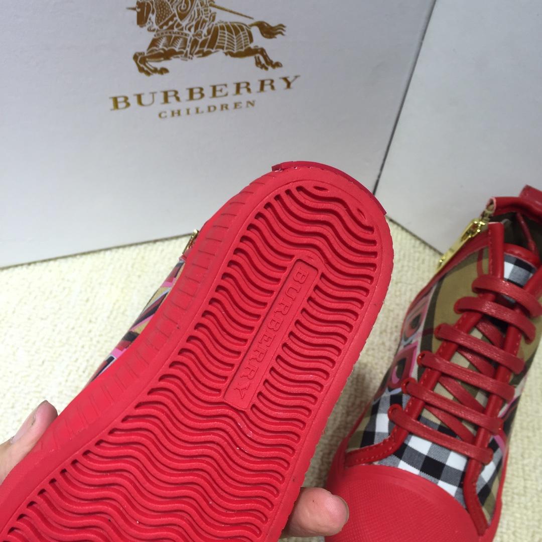 Burberry Vintage Check and High-top Sneakers BS01021