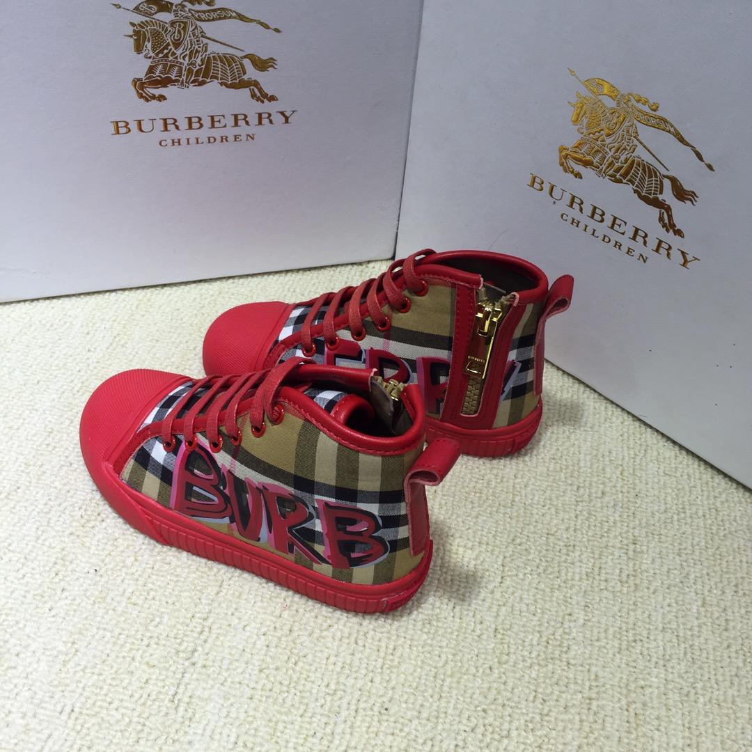 Burberry Vintage Check and High-top Sneakers BS01021