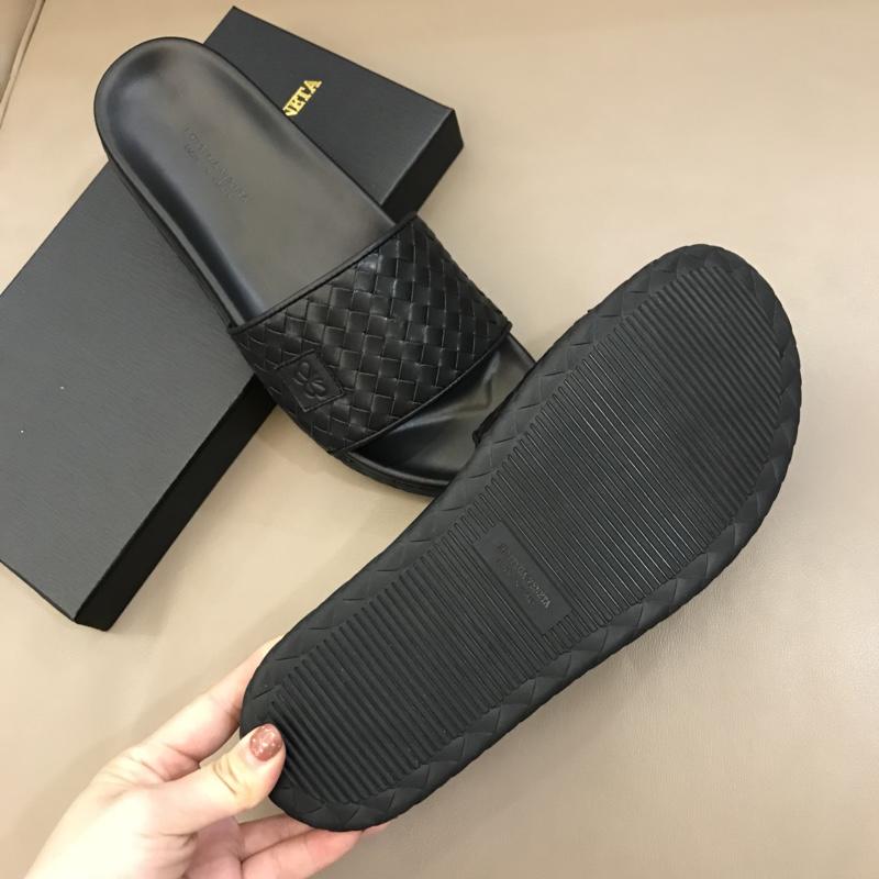 Bottega Veneta black Crisscross slides in woven leather MS02581