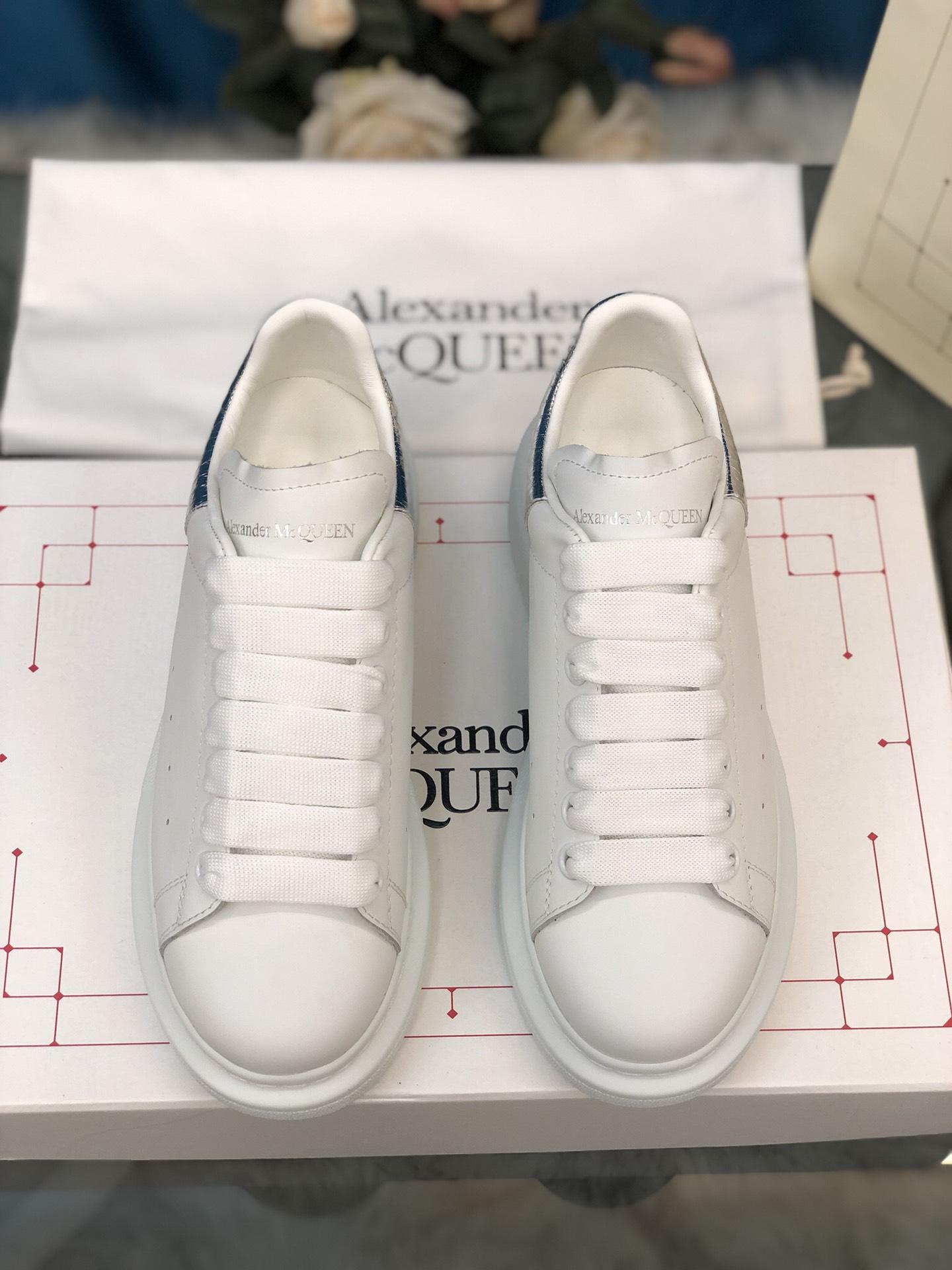 Alexander McQueen Fahion Sneakers White with silver snake heel MS100006