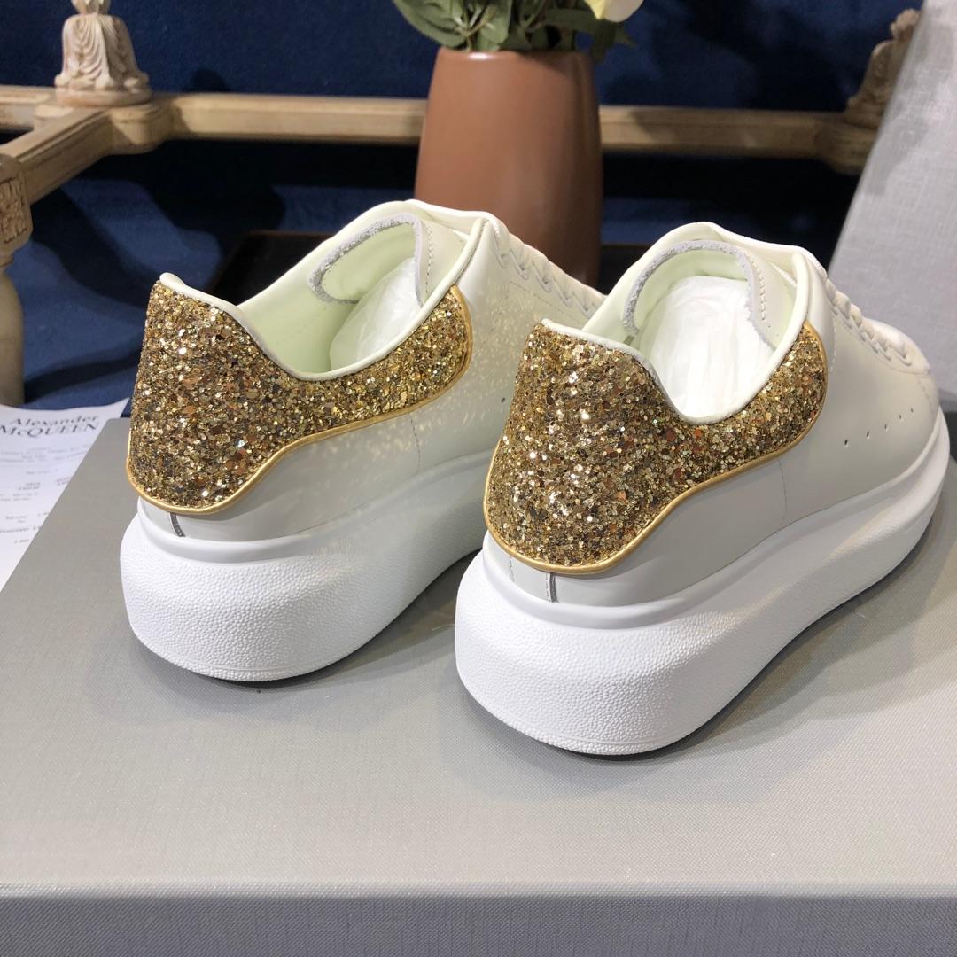 Alexander McQueen Fahion Sneakers White with golden heel MS100002