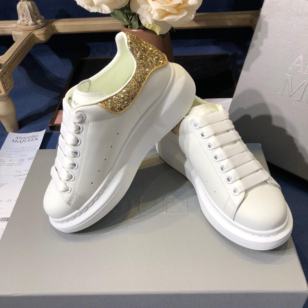 Alexander McQueen Fahion Sneakers White with golden heel MS100002