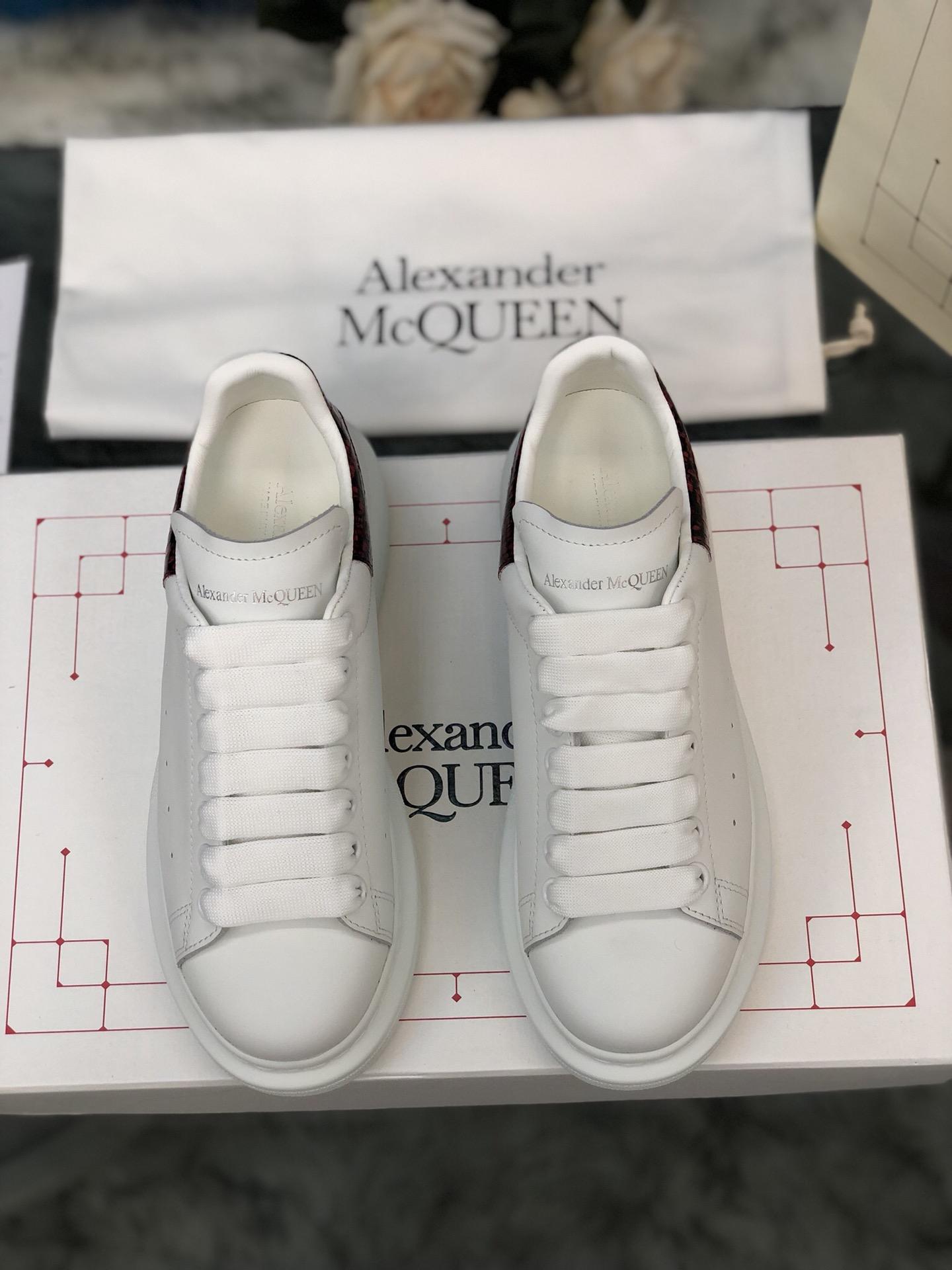 Alexander McQueen Fahion Sneakers White with Black red snake heel MS100007