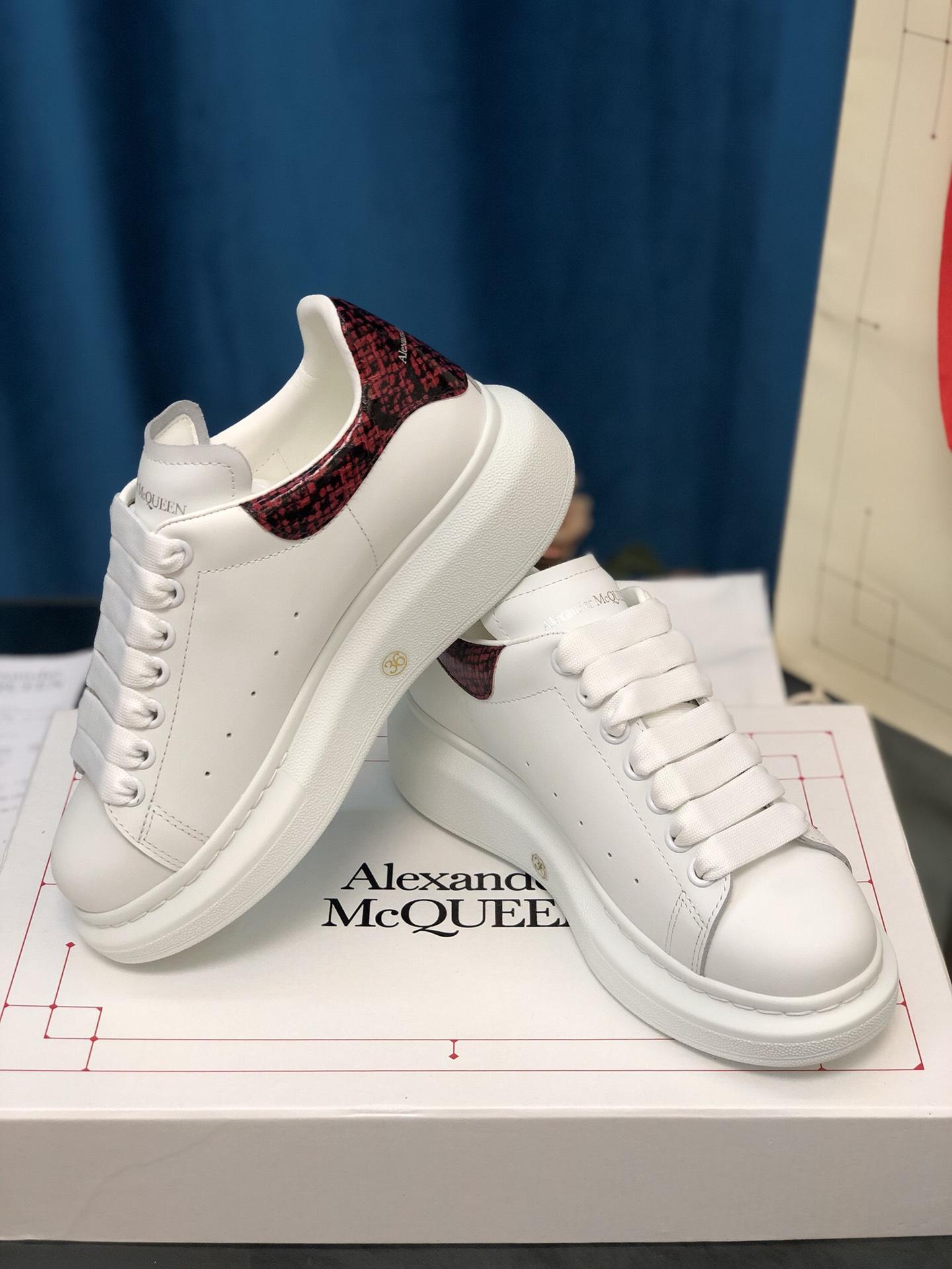 Alexander McQueen Fahion Sneakers White with Black red snake heel MS100007