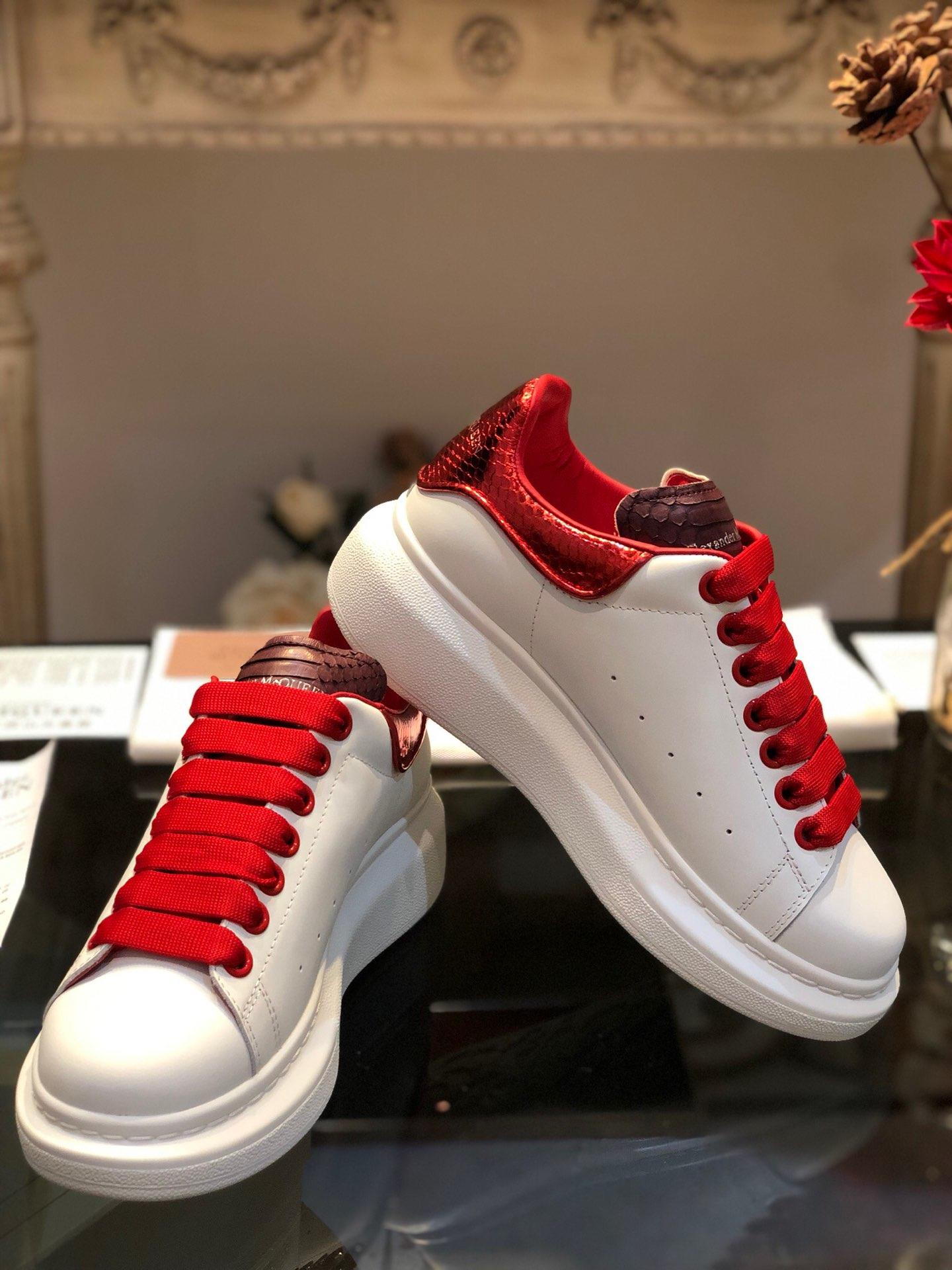 Alexander McQueen Fahion Sneakers White and red snake heel with burgundy tongue MS100011