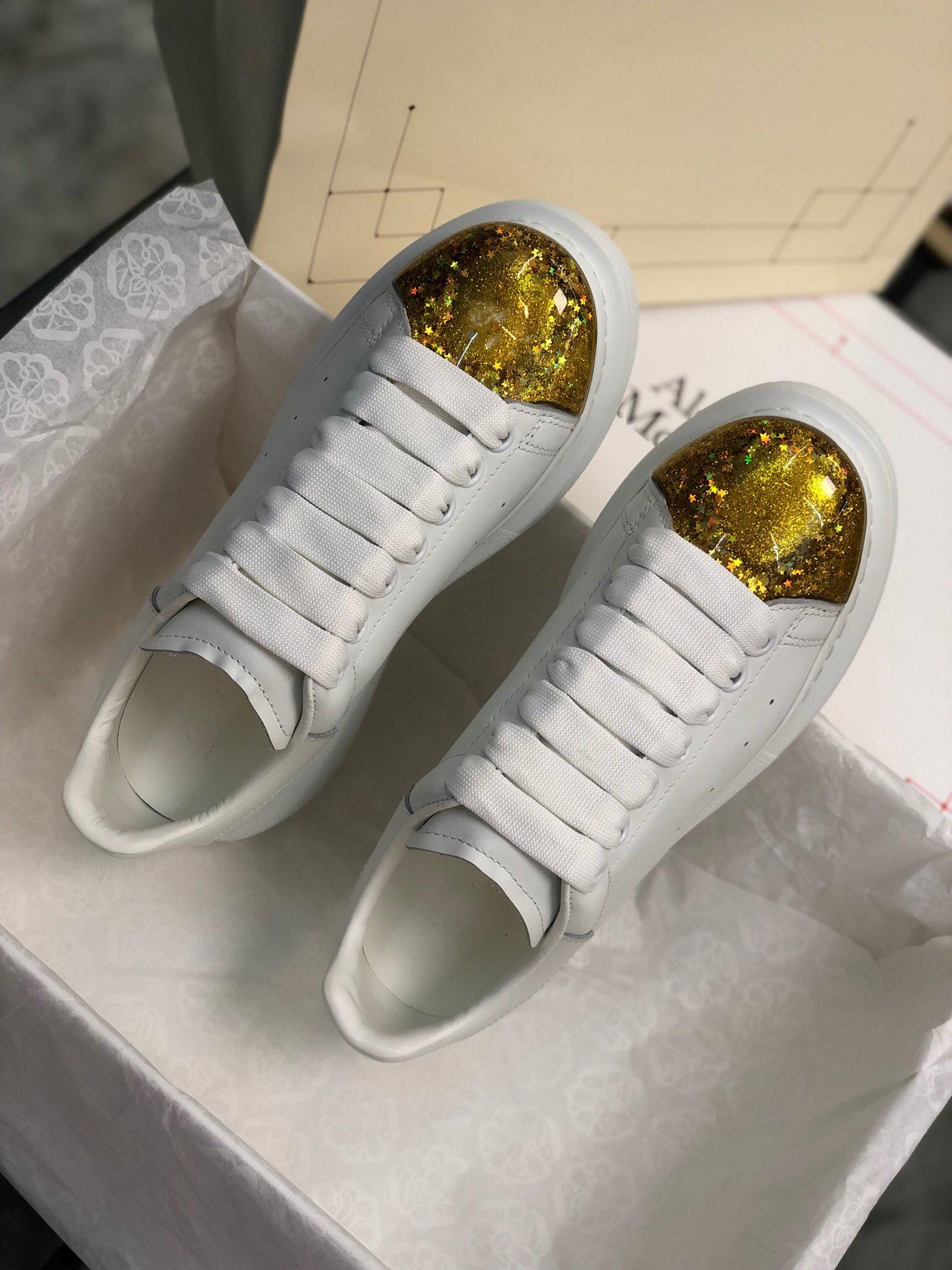 Alexander McQueen Fahion Sneakers White and gold toe MS100033