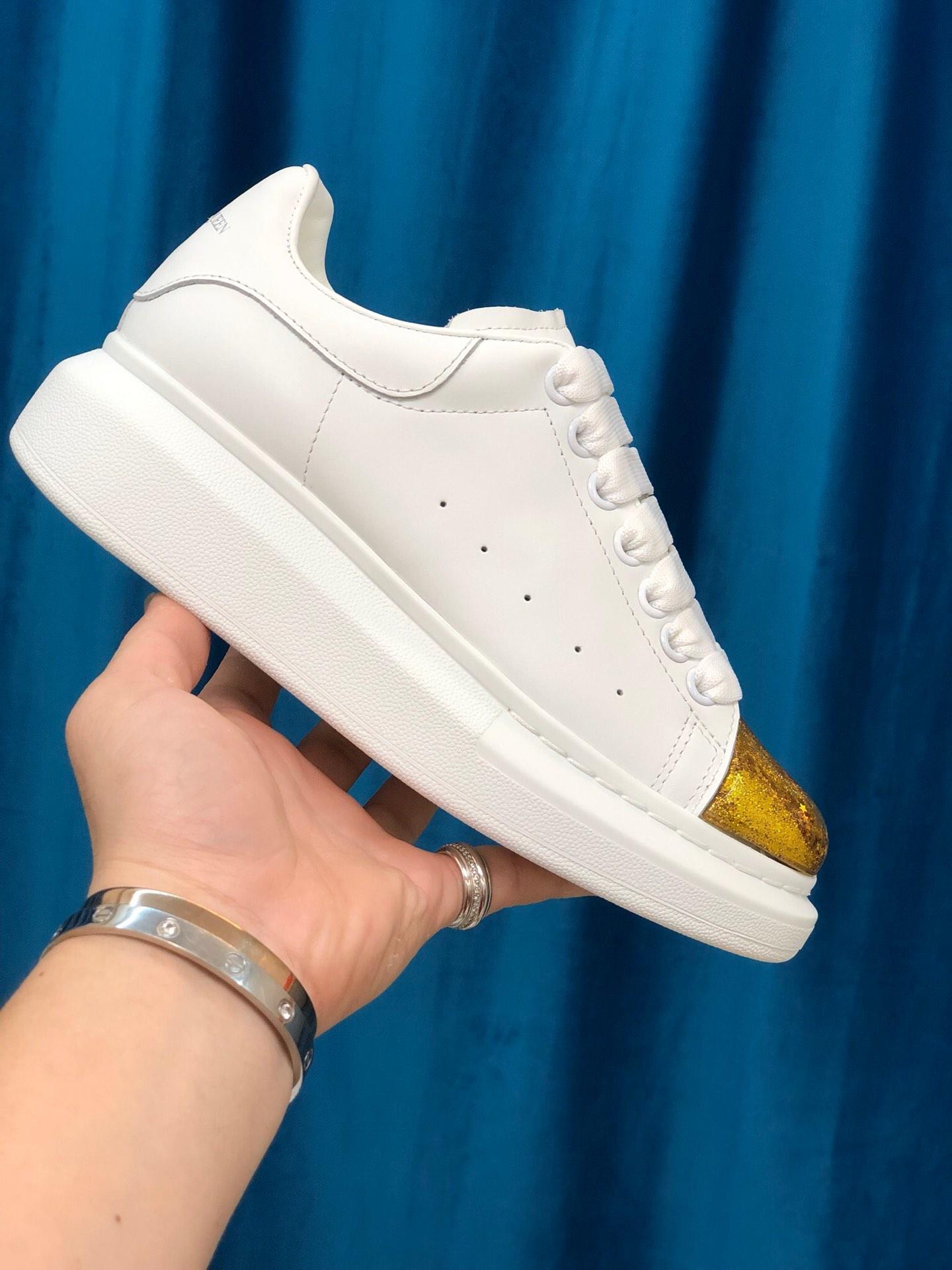Alexander McQueen Fahion Sneakers White and gold toe MS100033