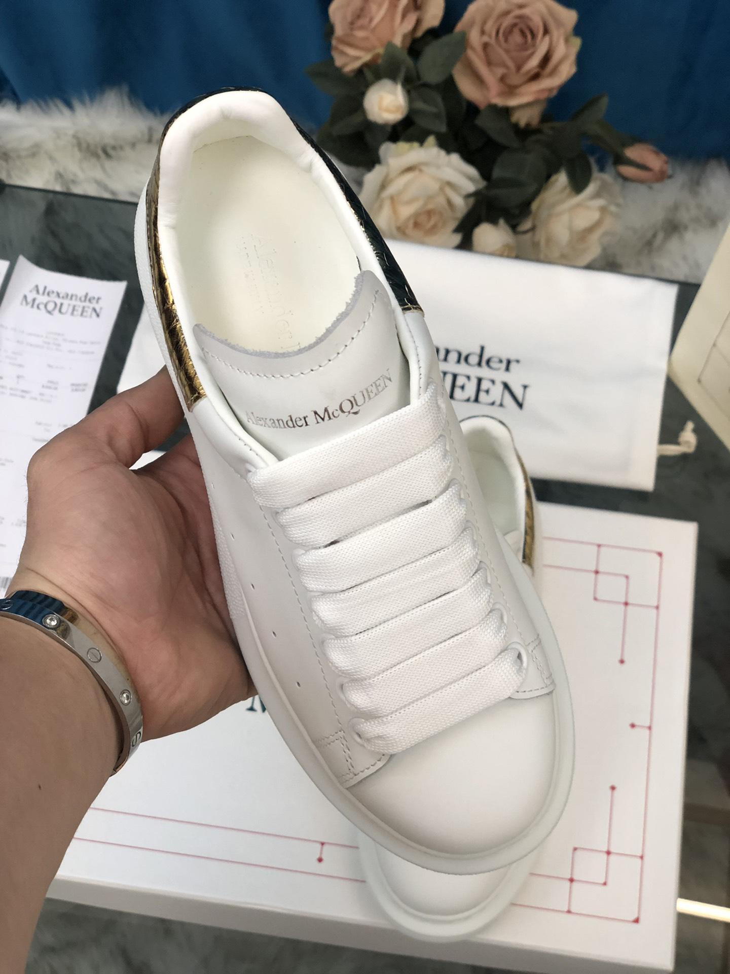 Alexander McQueen Fahion Sneaker White with golden snake heel MS100014