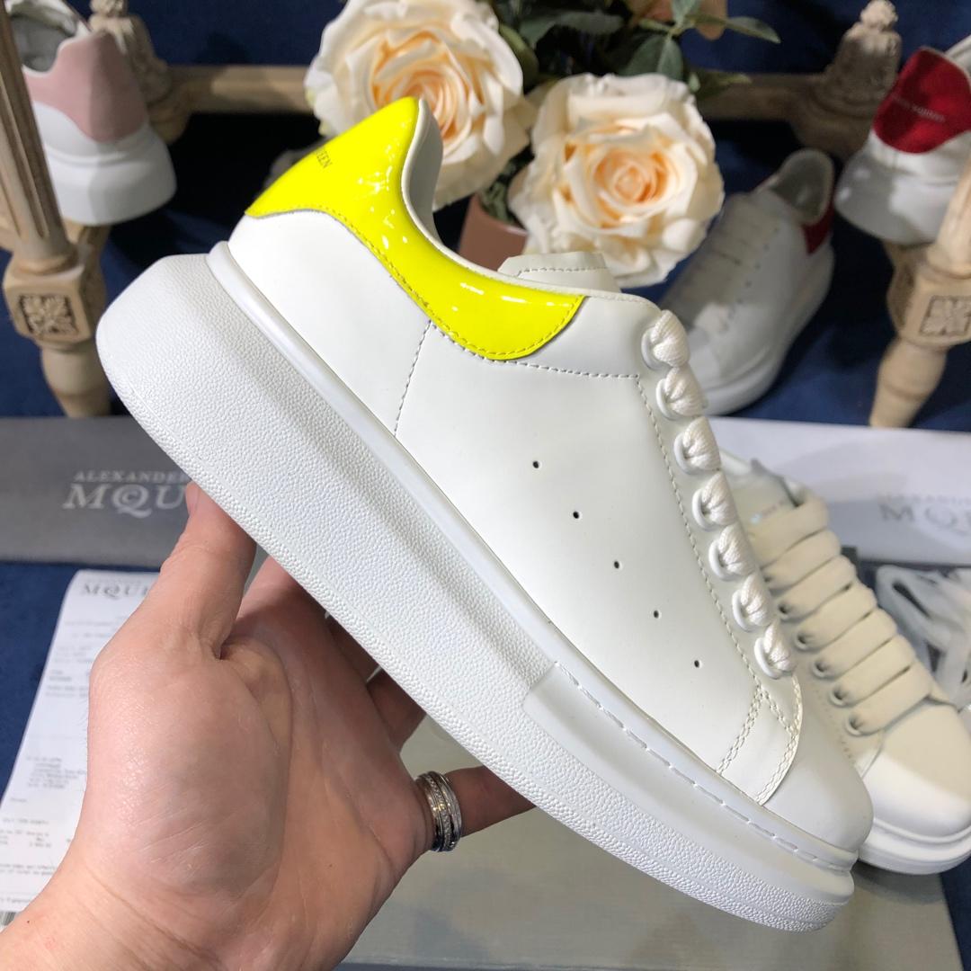 Alexander McQueen Fahion Sneaker White and yellow heel MS100099
