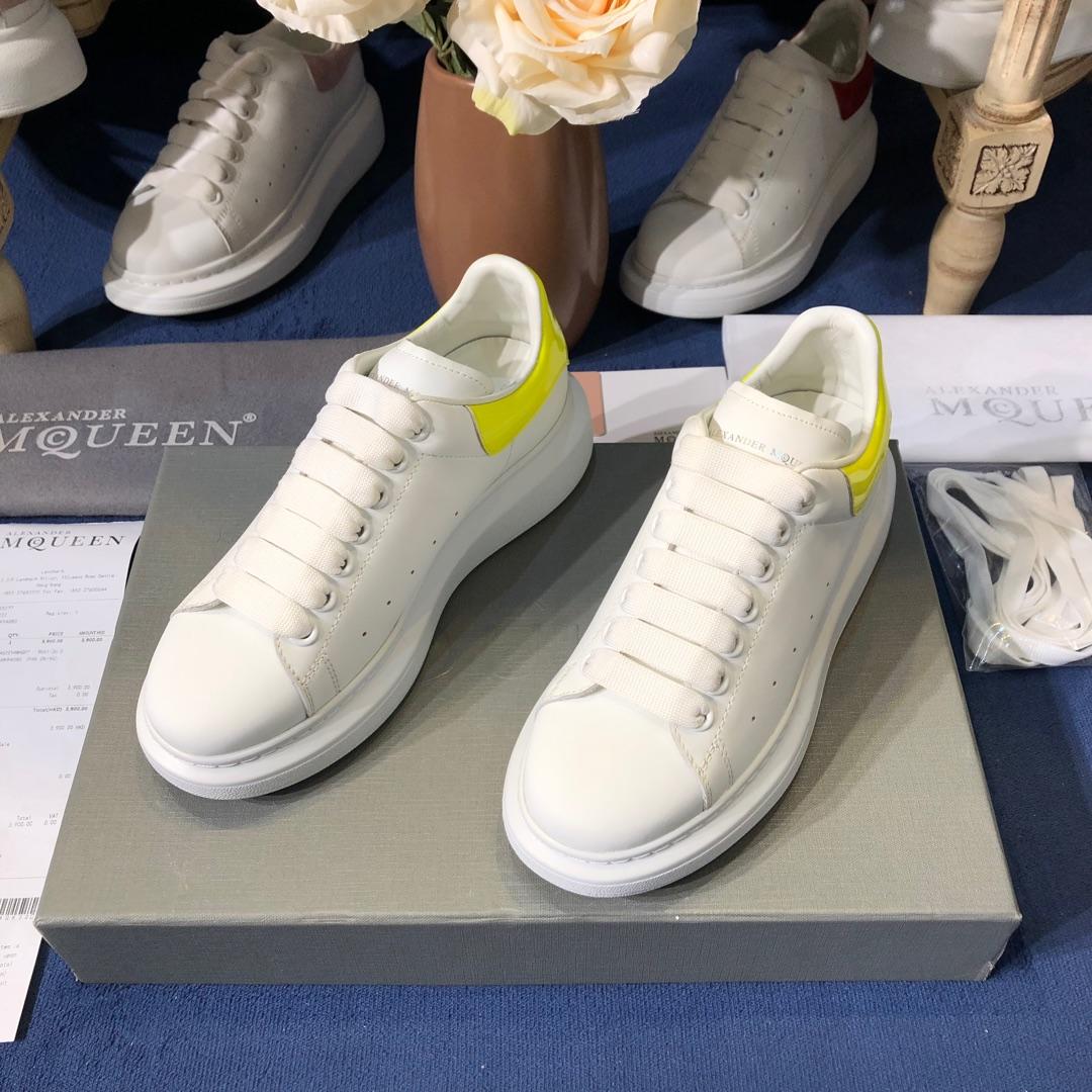 Alexander McQueen Fahion Sneaker White and yellow heel MS100099