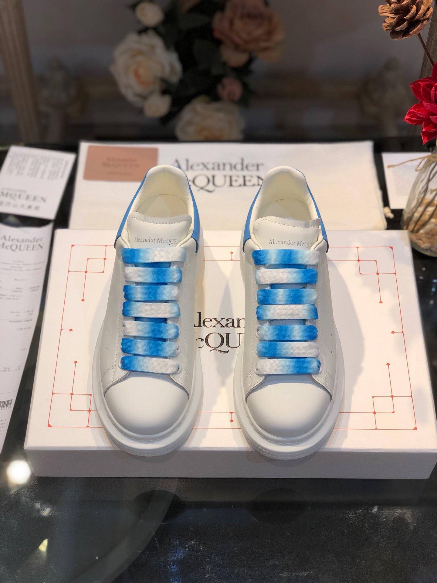 Alexander McQueen Fahion Sneaker White and sky blue heel MS100049
