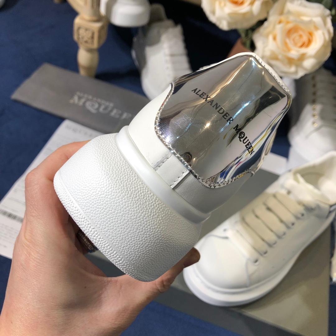 Alexander McQueen Fahion Sneaker White and silver heel MS100096