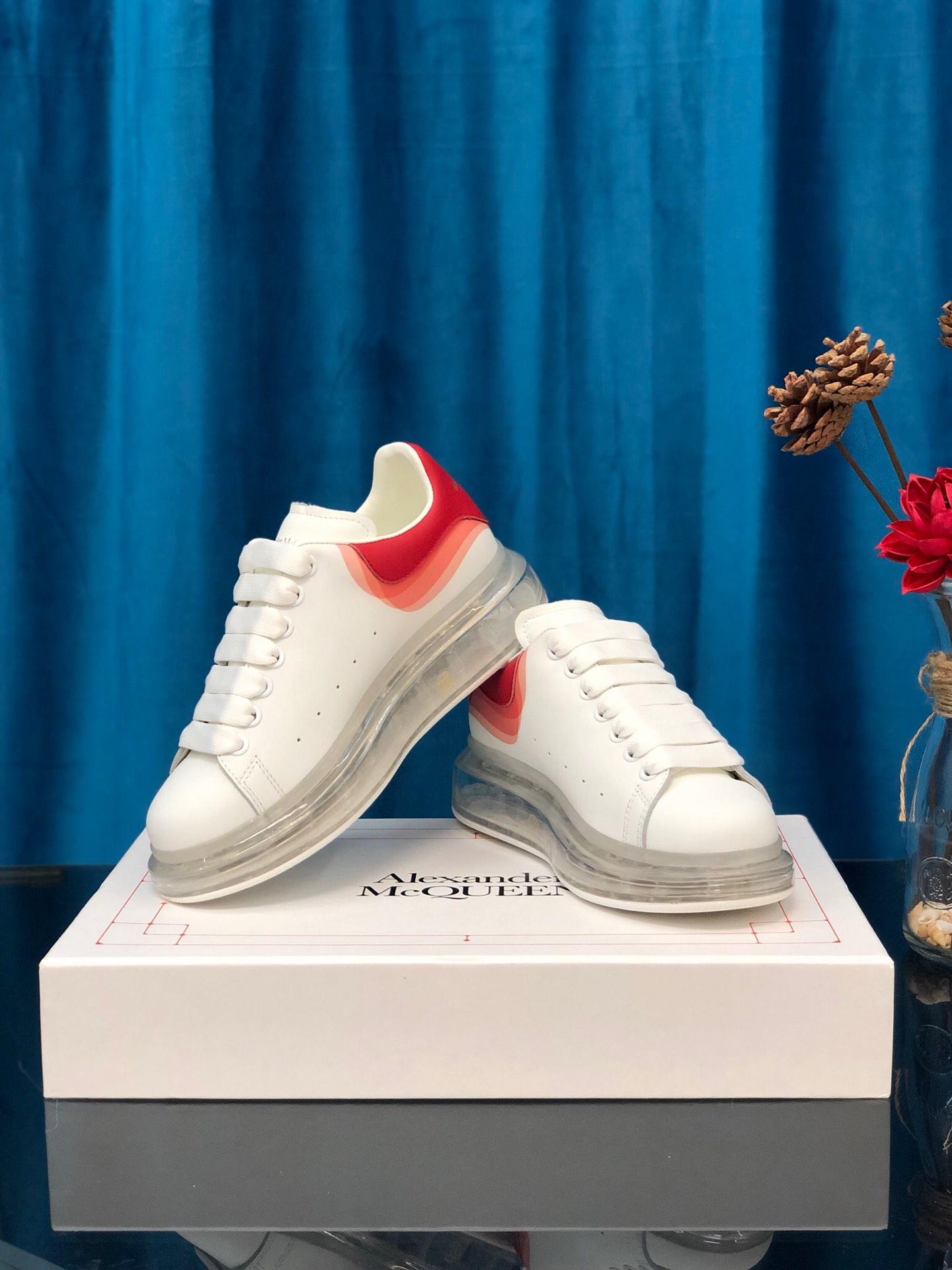 Alexander McQueen Fahion Sneaker White and red heel with transparent sole MS100022