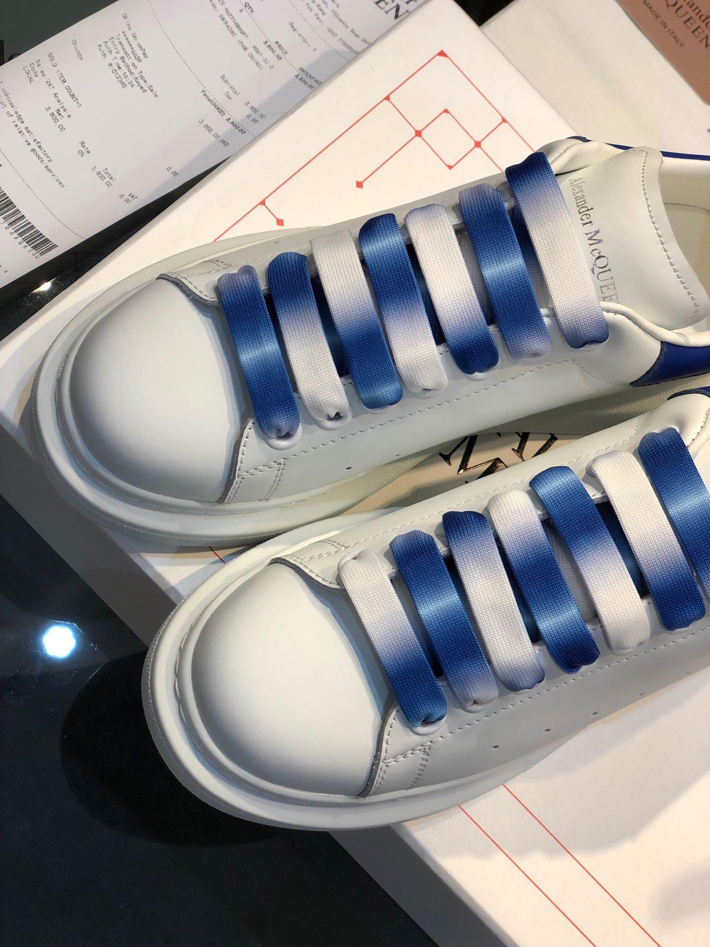 Alexander McQueen Fahion Sneaker White and Navy Heels MS100050