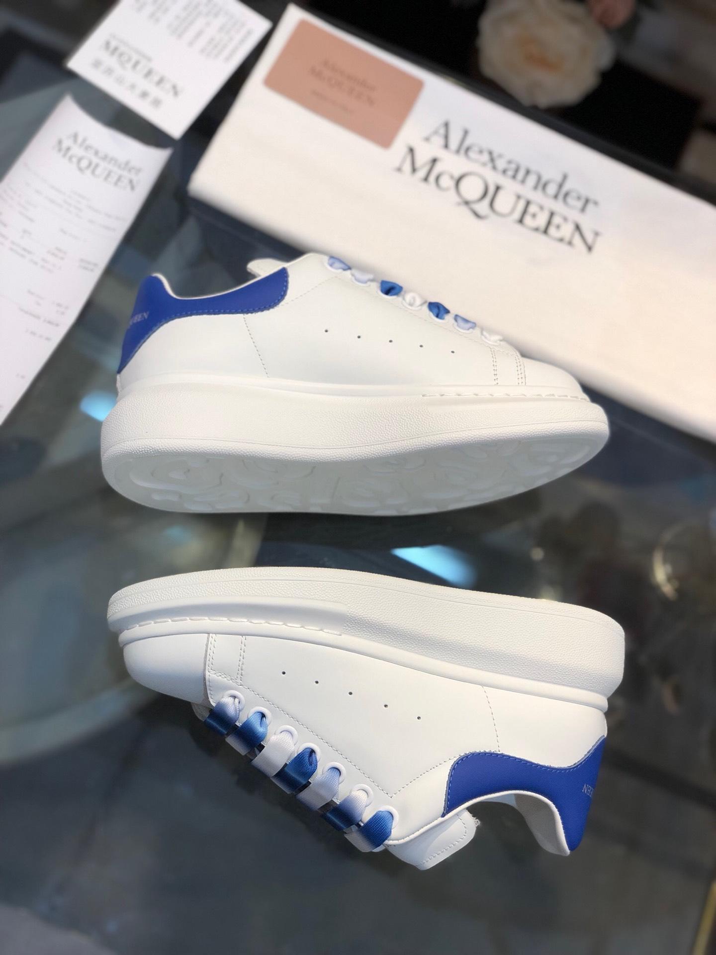 Alexander McQueen Fahion Sneaker White and Navy Heels MS100050
