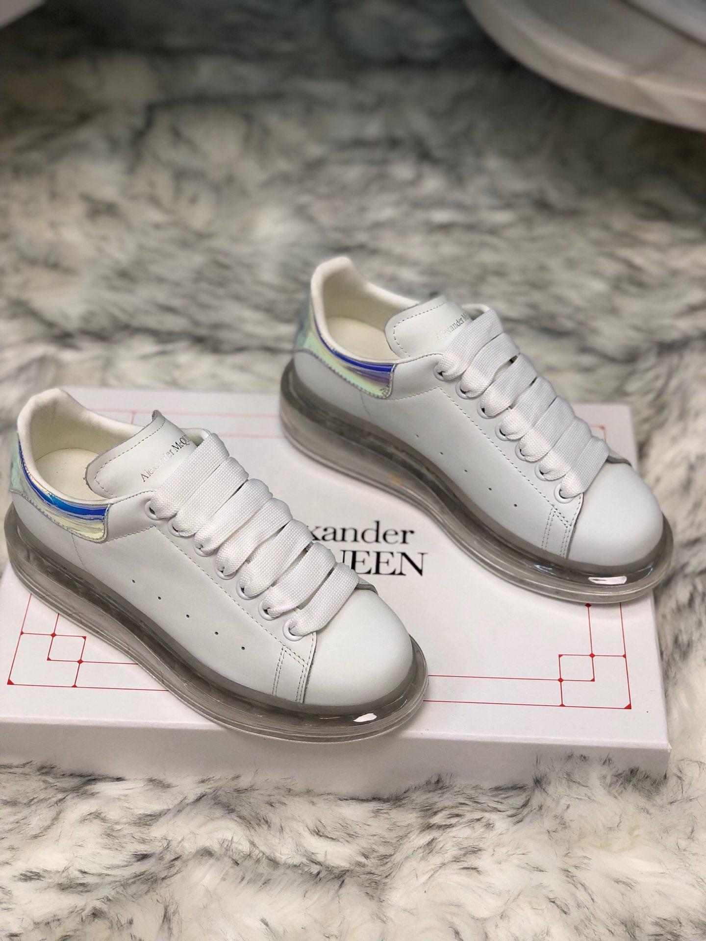 Alexander McQueen Fahion Sneaker White and Iridescent heel with transparent sole MS100030