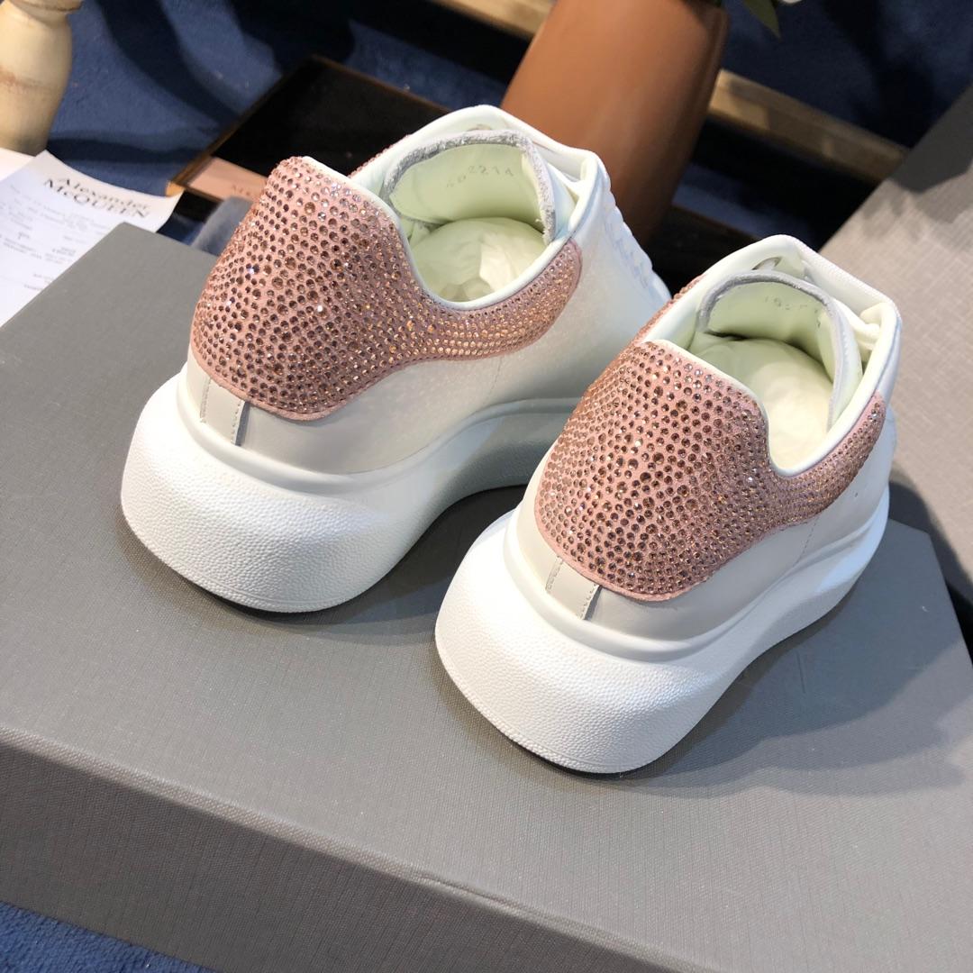 Alexander McQueen Fahion Sneaker White and crystal embellished pink heel MS100058