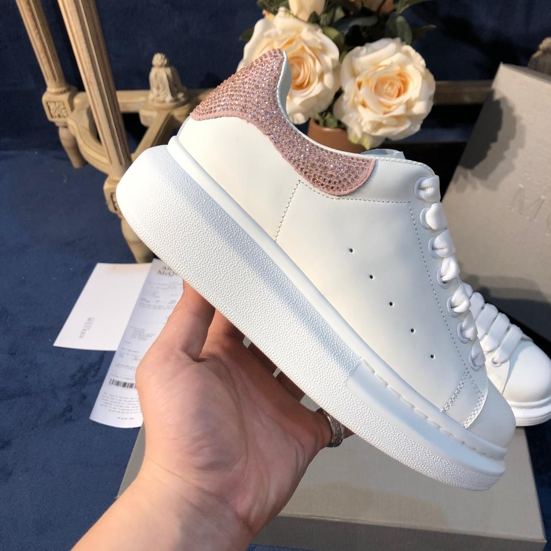 Alexander McQueen Fahion Sneaker White and crystal embellished pink heel MS100058