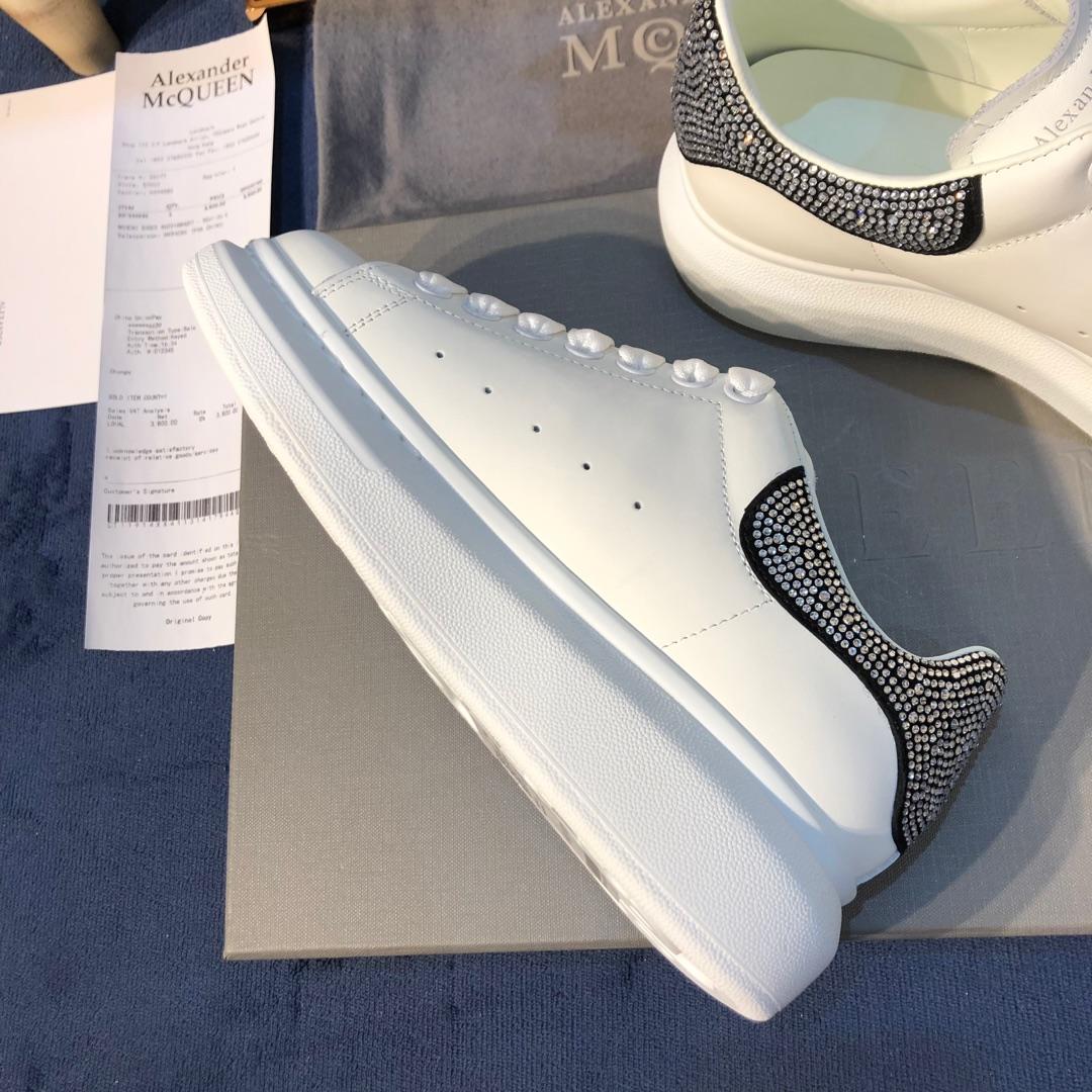 Alexander McQueen Fahion Sneaker White and crystal embellished gray heel MS100059