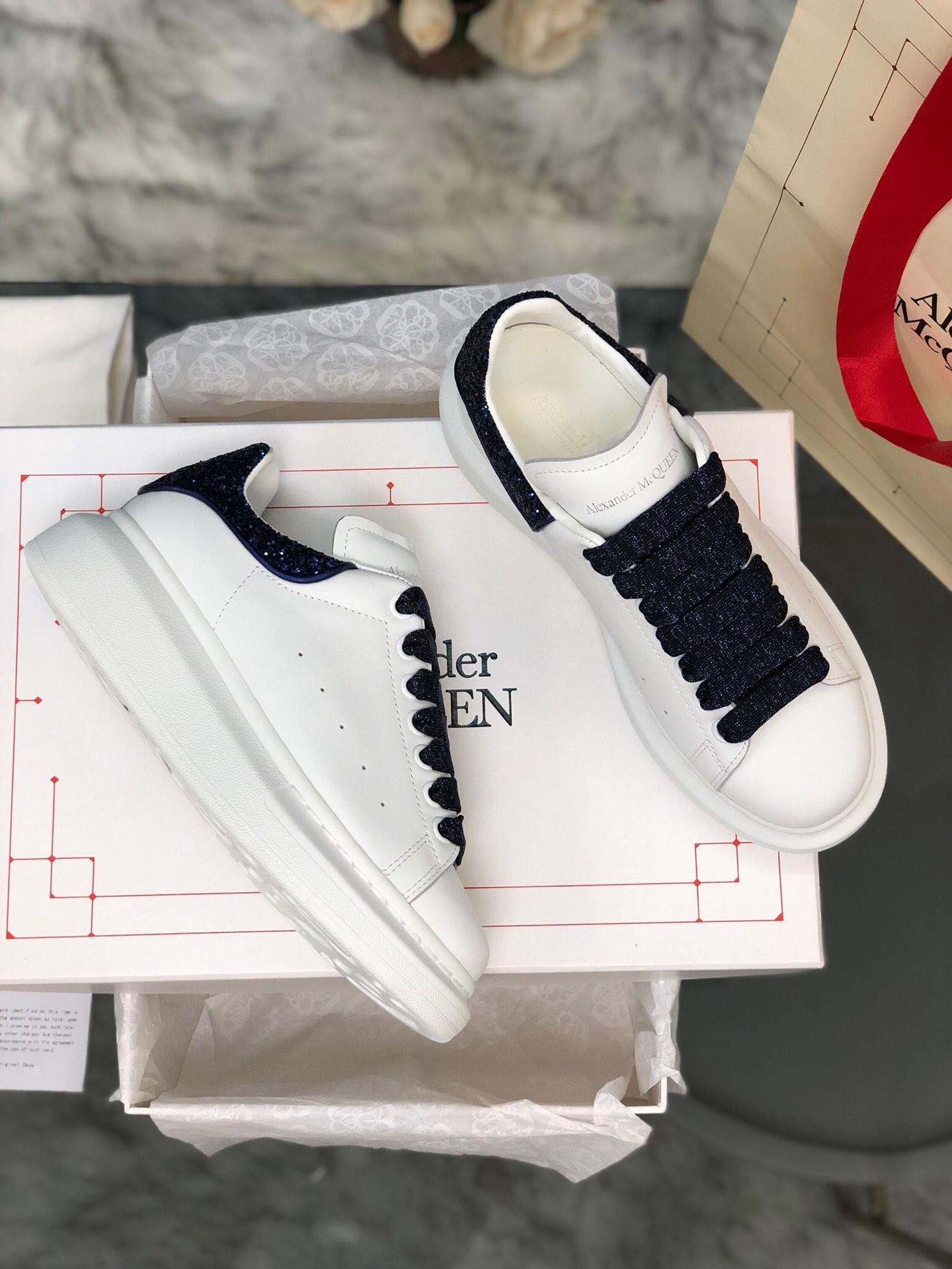 Alexander McQueen Fahion Sneaker White and blue glitter heel MS100043