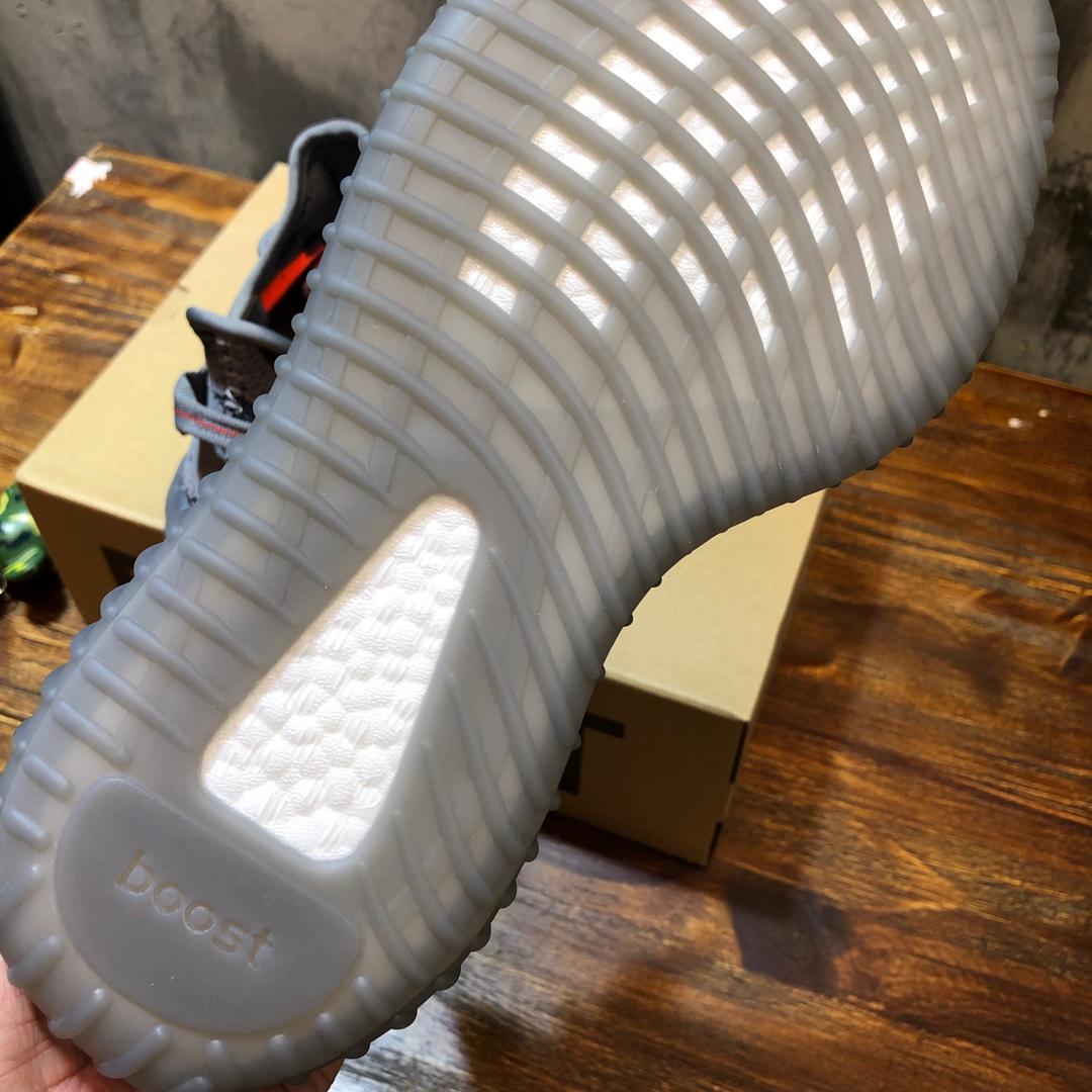 AdidasYeezy350 BoostV2 Beluga EG7963 Sneaker DZH00A021