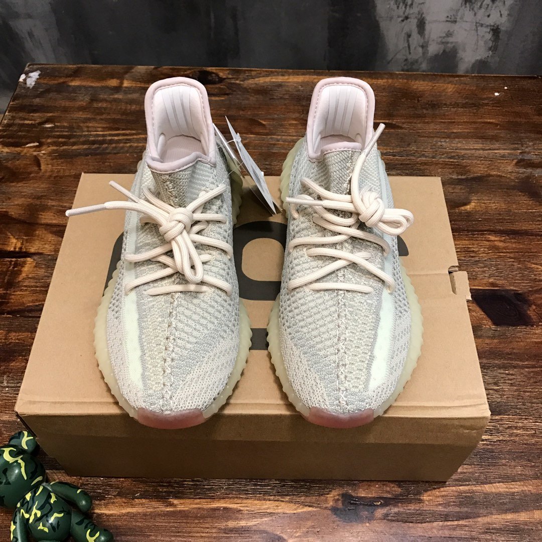 Adidas Yeezy Kanye West Boost 350 V2 Sneaker JP02455