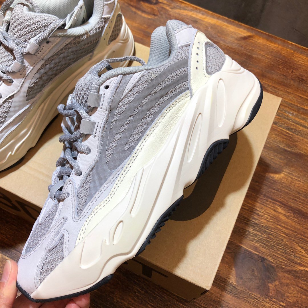 Adidas Yeezy Boost 700 V2 Static Sneaker JP02441