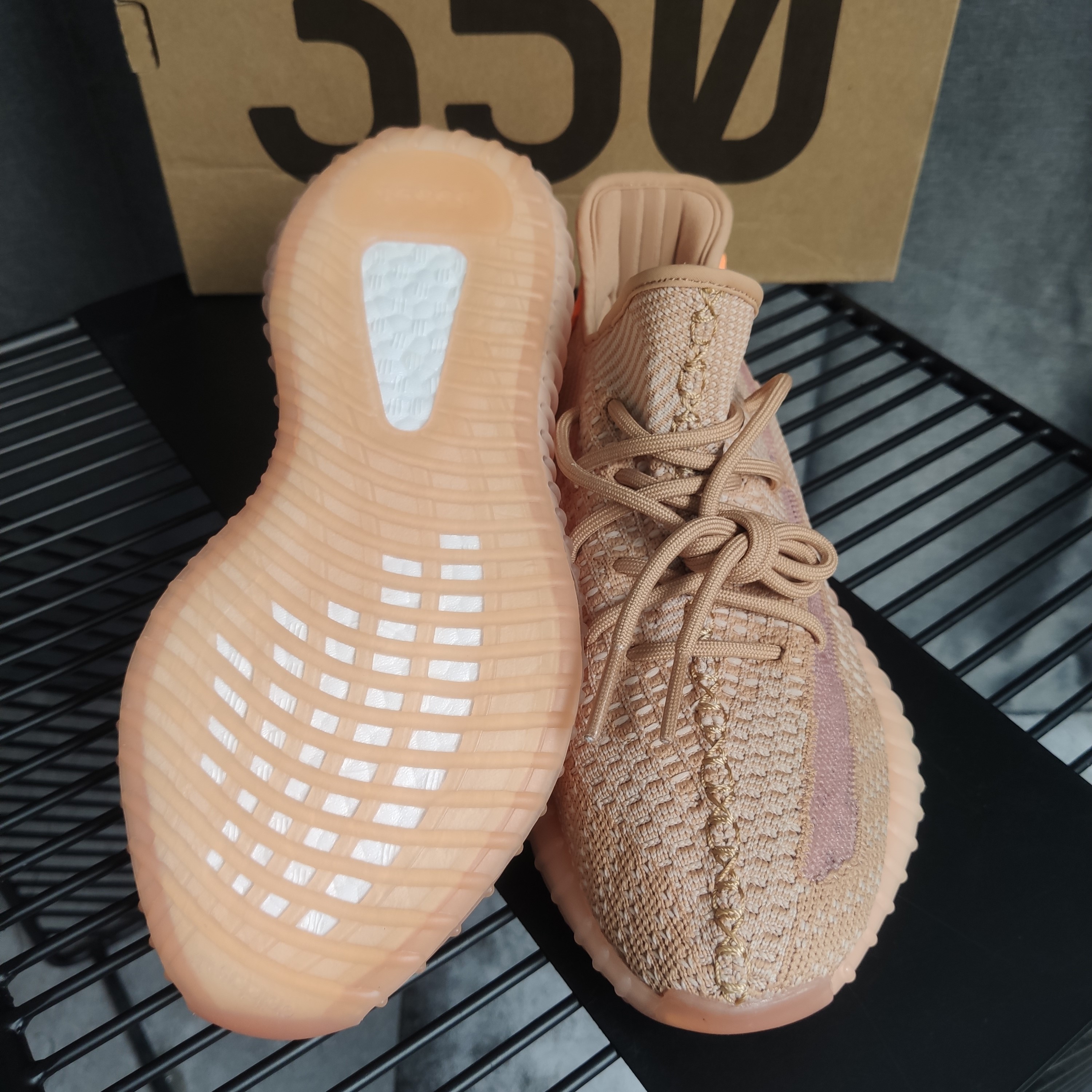 Adidas Yeezy Boost 350 V2 kanye West CLAY MS09218 Updated in 2019.05.25