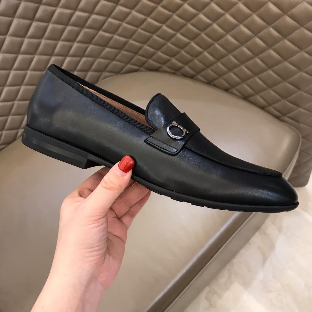 Salvatore Ferragamo Bright leather Fashion Perfect Quality Loafers MS02973