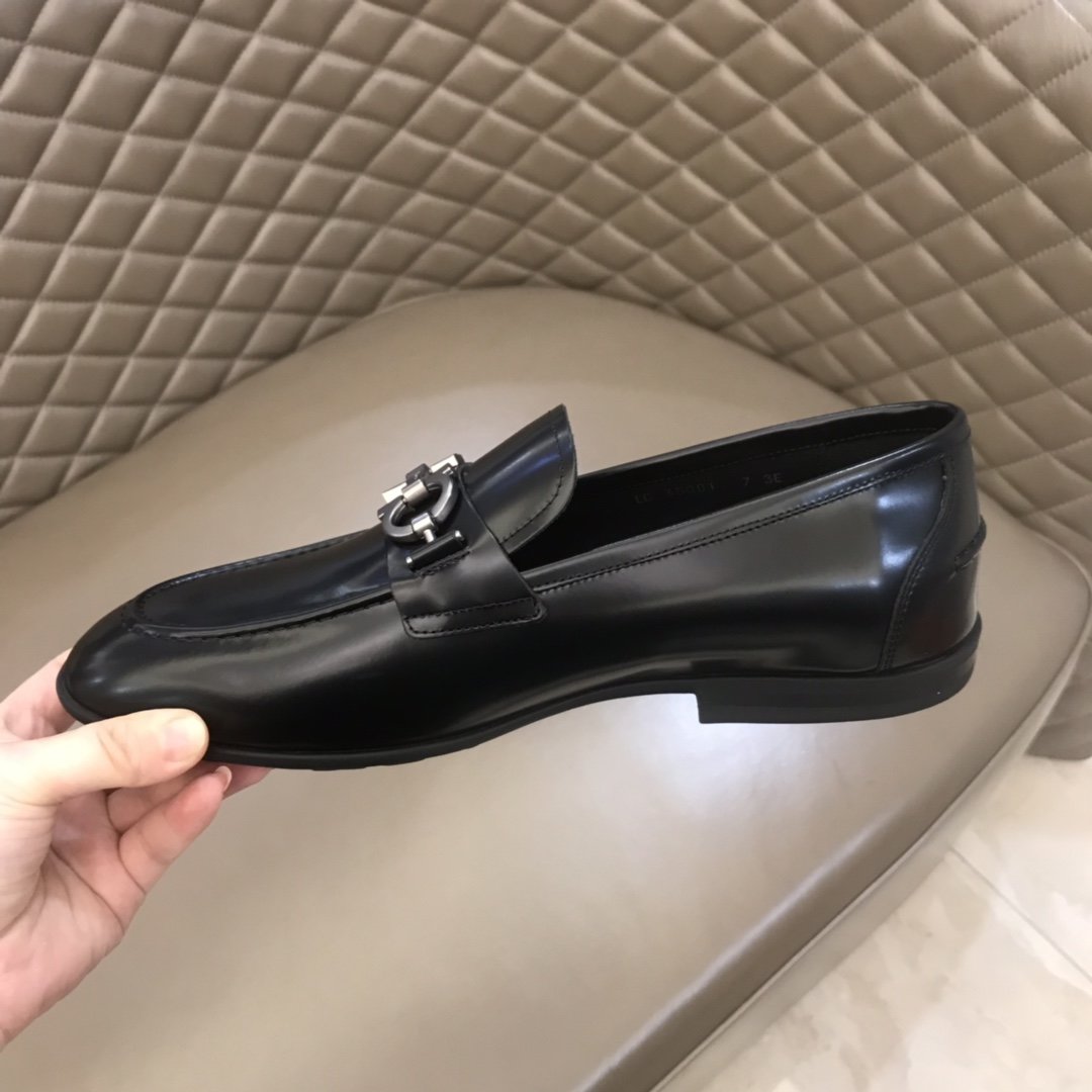 Salvatore Ferragamo Black Bright Leather High Quality Loafers MS021129