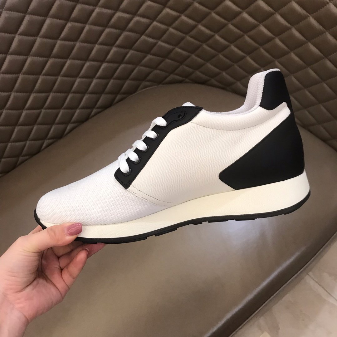 Prada High Quality Sneakers White and black heel with white sole MS021121