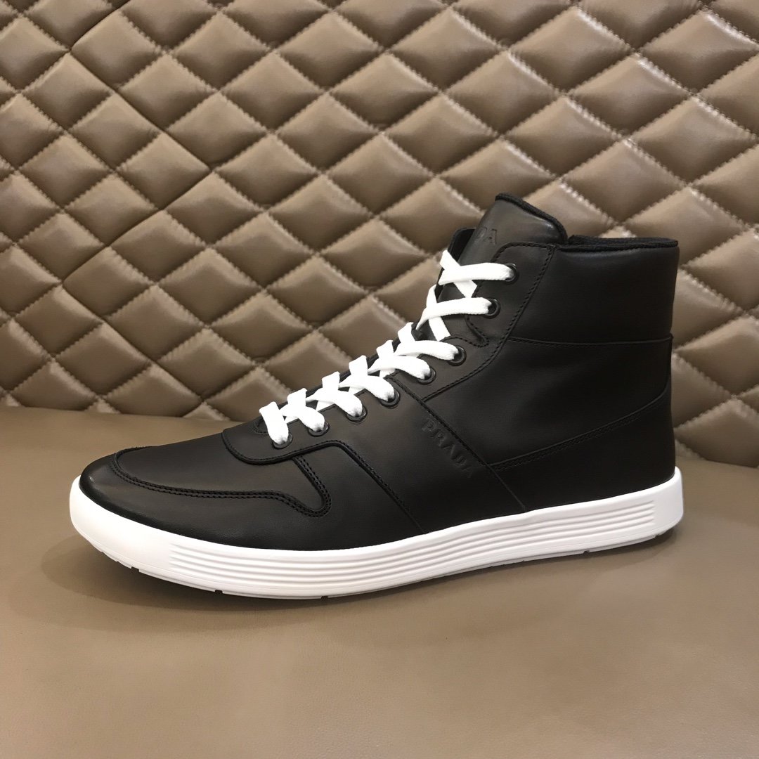 Prada High Quality Sneakers High-top Black and white sole MS021119