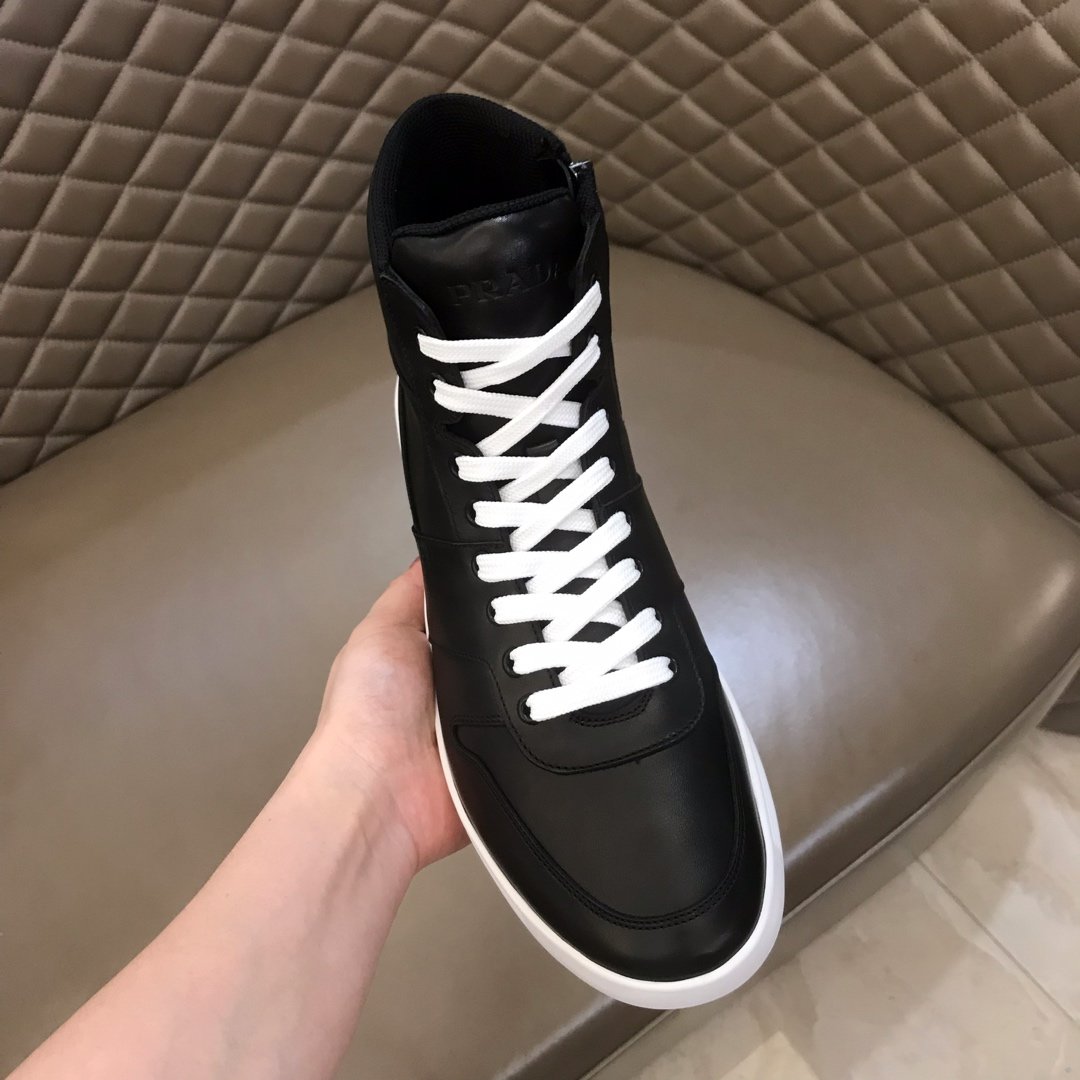 Prada High Quality Sneakers High-top Black and white sole MS021119