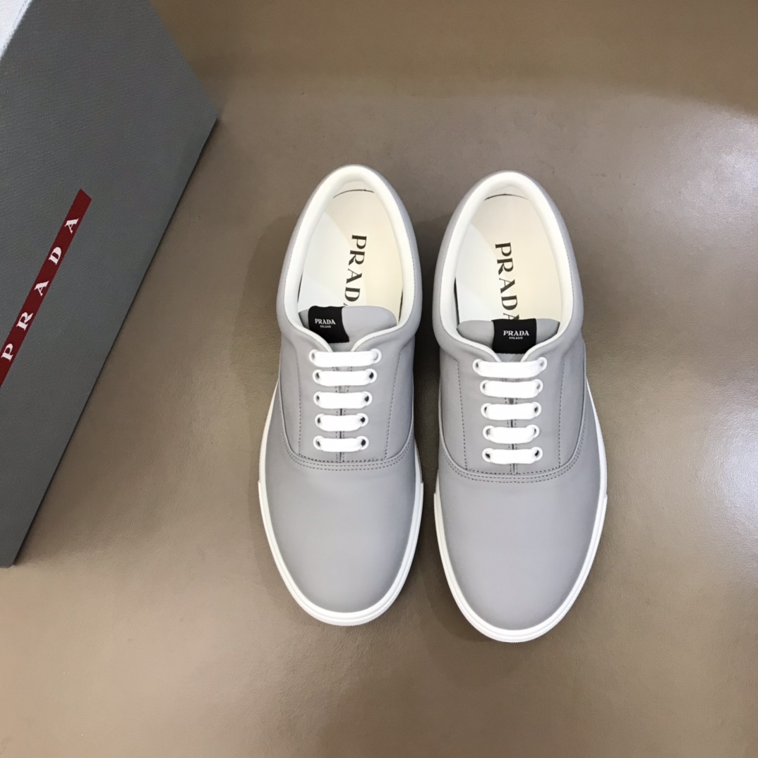 Prada New arrival lace-up sneaker