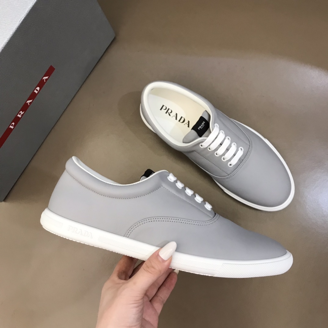 Prada New arrival lace-up sneaker