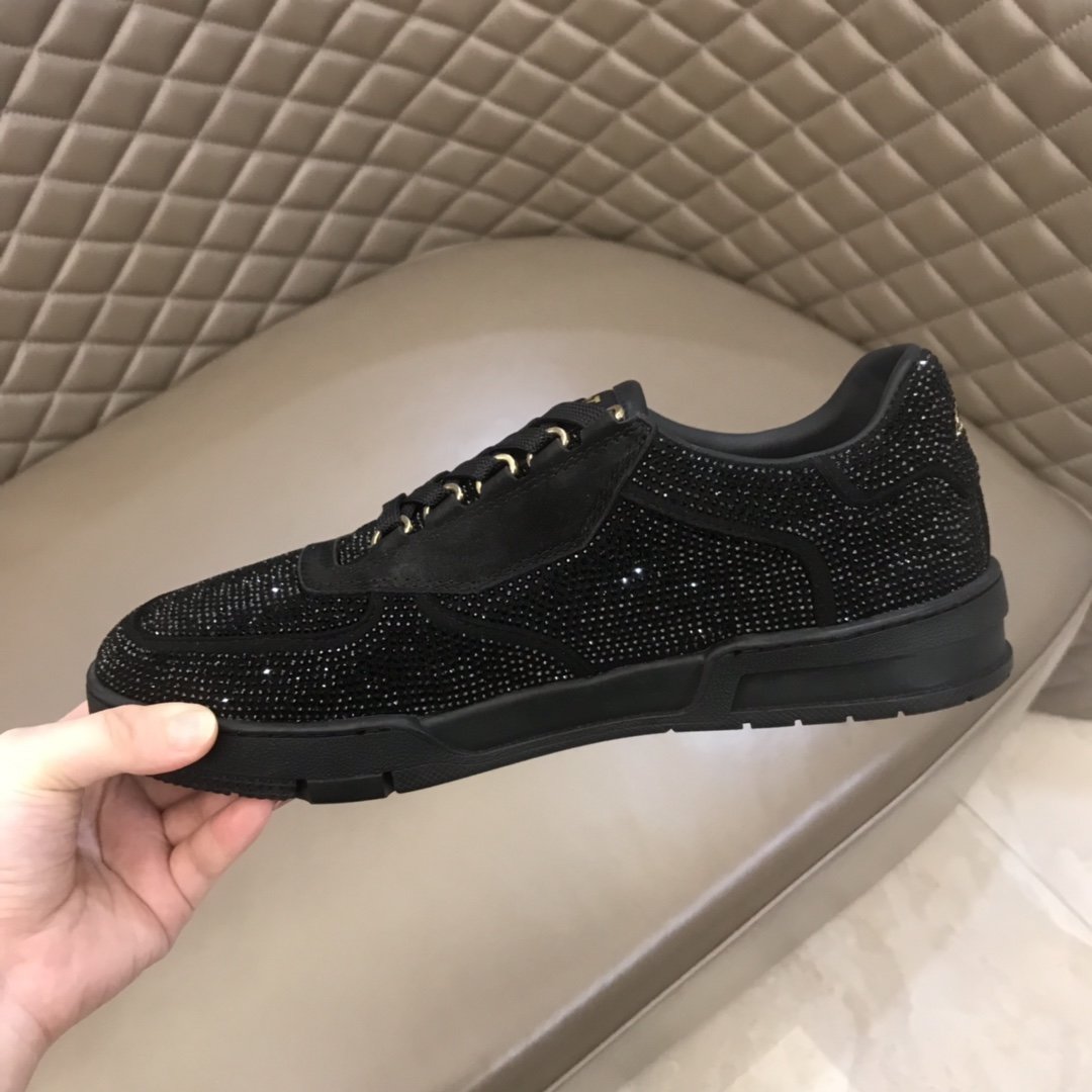 Louis Vuitton High Quality Sneakers Black and masonry with black sole MS021107