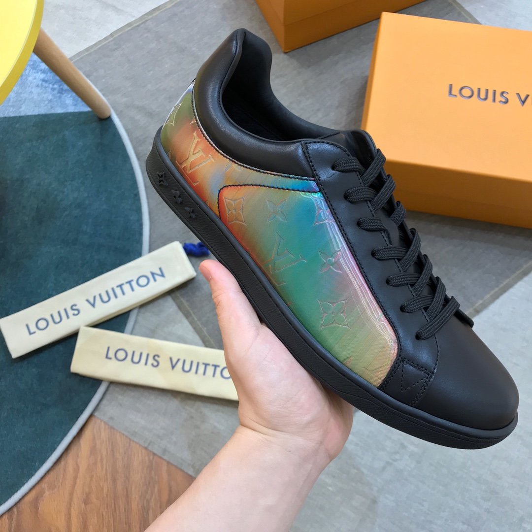 Louis Vuitton High Quality Sneakers Black and iridescent dip canvas with black sole MS021104