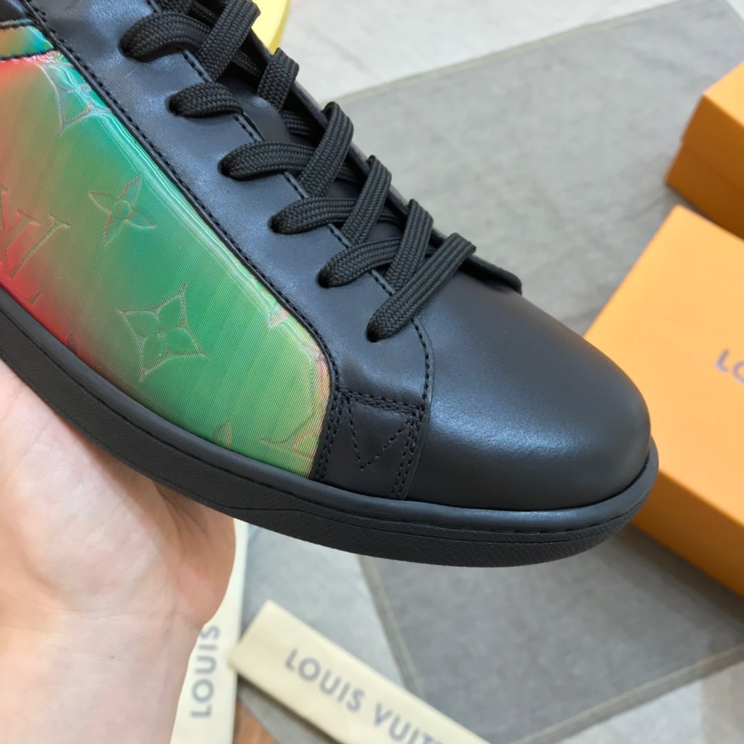 Louis Vuitton High Quality Sneakers Black and iridescent dip canvas with black sole MS021104