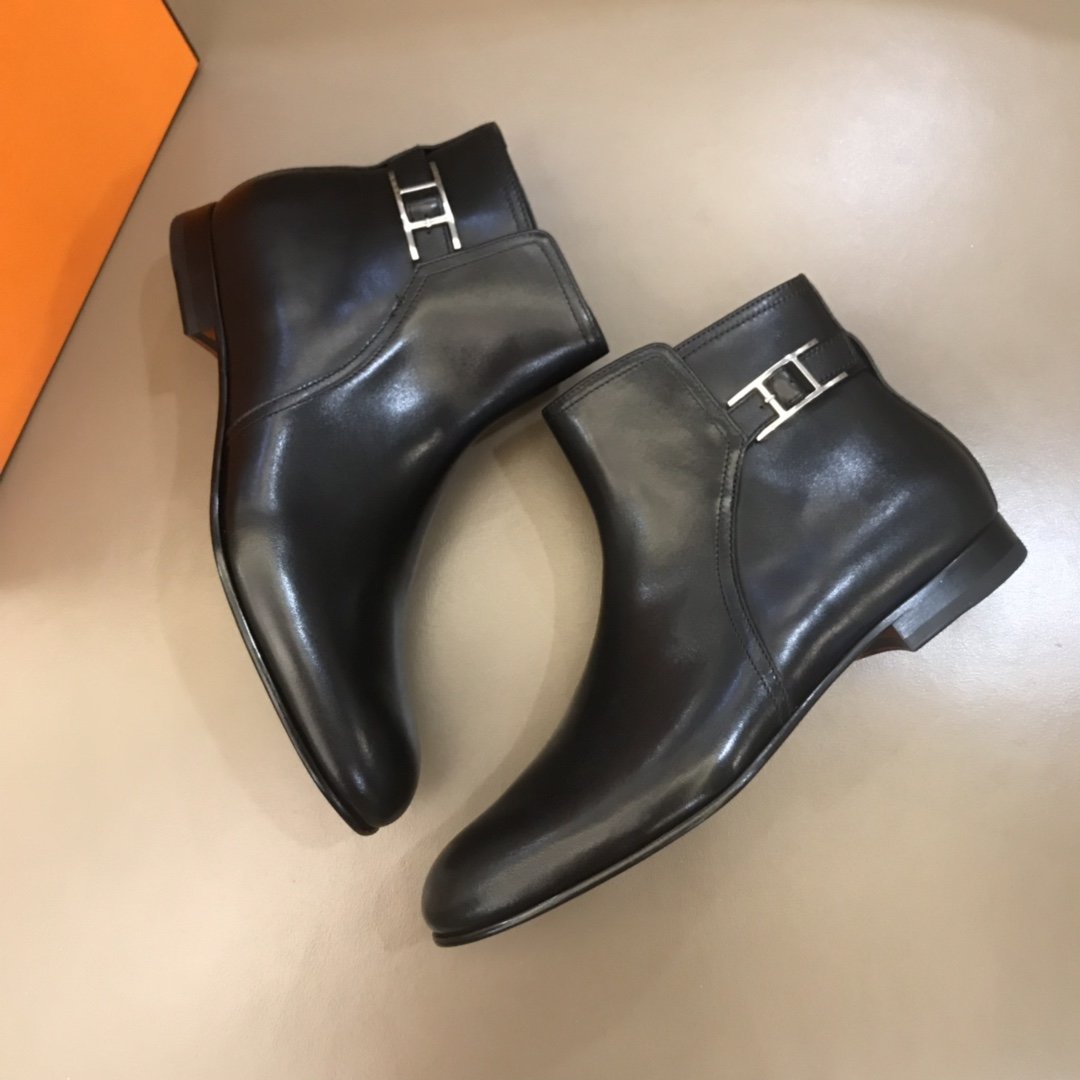 Hermes low boot in calfskin with palladium plated double H buckle MS021088