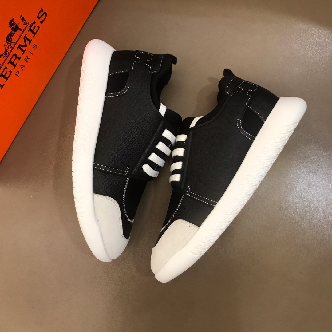 Hermes High Quality Sneakers Black and Black tongue with White sole MS021095